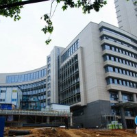 江蘇省人民醫(yī)院新門診新大樓即將竣工